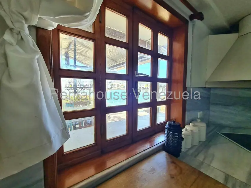 Casa (Colonial) en Venta en Complejo Turistico El Morro, Anzoategui - 33