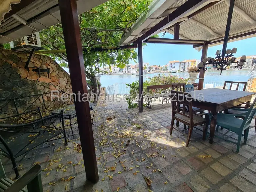 Casa (Colonial) en Venta en Complejo Turistico El Morro, Anzoategui - 34
