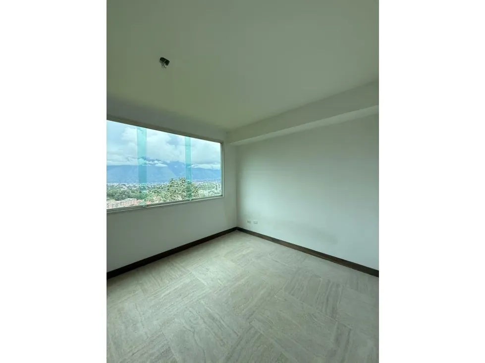 Se vende Apto 226m² 4h/3b/3p Lomas del Sol - 13