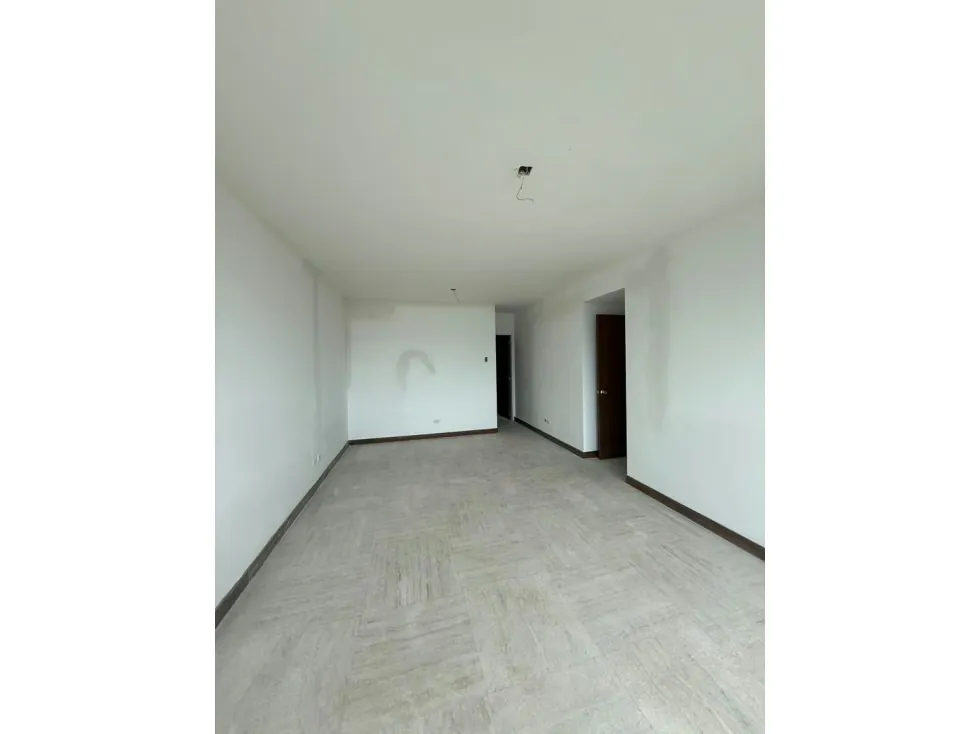 Se vende Apto 226m² 4h/3b/3p Lomas del Sol - 18