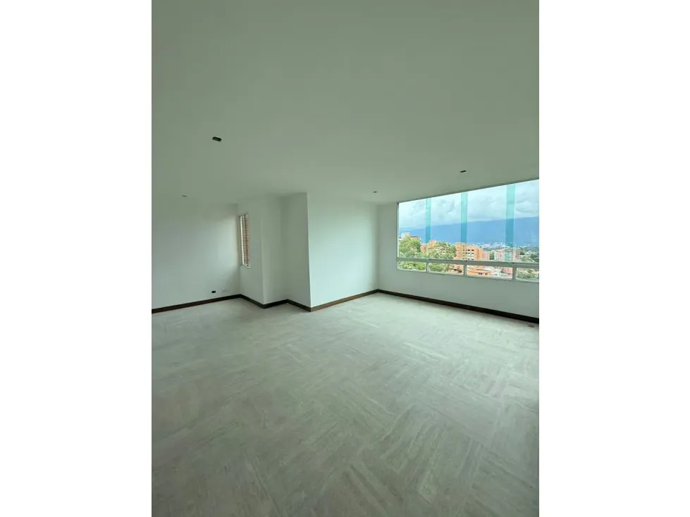 Se vende Apto 226m² 4h/3b/3p Lomas del Sol - 8