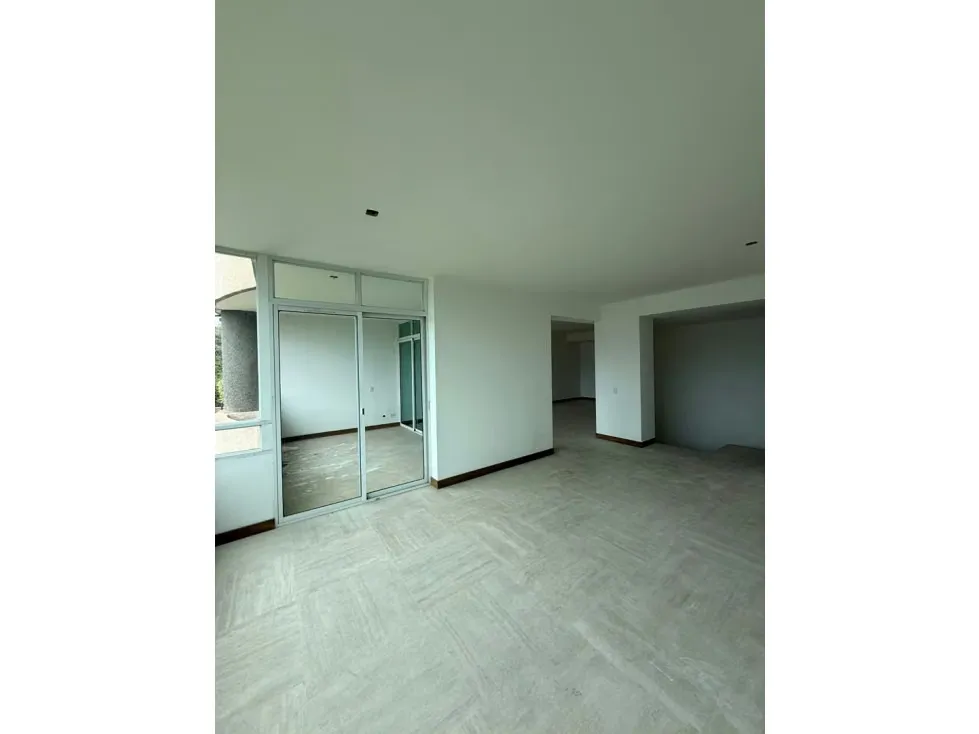Se vende Apto 226m² 4h/3b/3p Lomas del Sol - 9