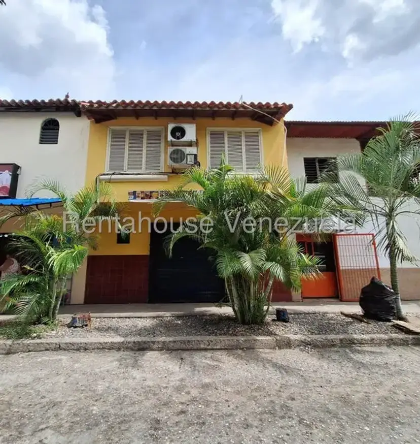 Casa (Duplex) en Venta en Piedra Azul, Lara