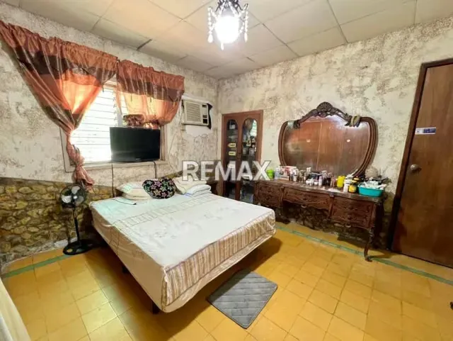 VENTA CASA CON TERRENO EN LA AV- MILAGRO - 3