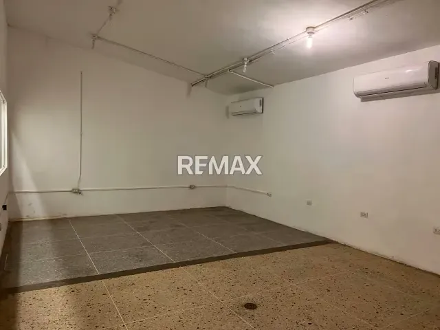Propiedad en venta con gran potencial comercial ubicada en el sector Banco Obrero - Acarigua - 7