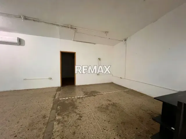 Propiedad en venta con gran potencial comercial ubicada en el sector Banco Obrero - Acarigua - 8