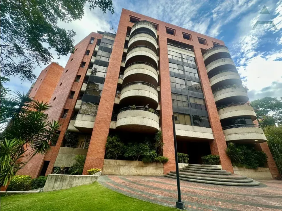 Se vende Apto 240m² 3h+s/3b+s/3p Colinas de Valle Arriba