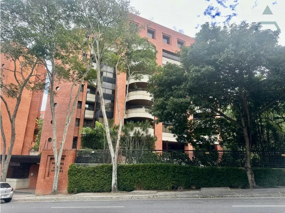 Se vende Apto 240m² 3h+s/3b+s/3p Colinas de Valle Arriba - 2