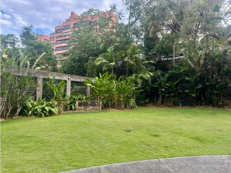 Se vende Apto 240m² 3h+s/3b+s/3p Colinas de Valle Arriba - 5