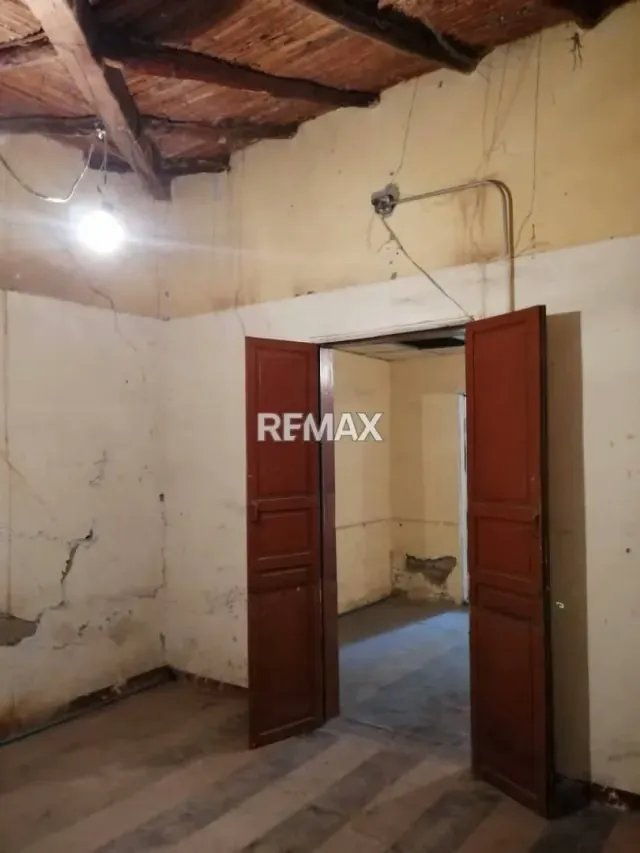 En Venta Terreno con bienhechuría para fin Comercial Residencial en la Zona Centro - 10