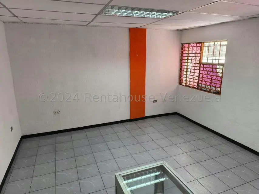 Comercial (Oficina) en Alquiler en Parroquia La Candelaria, Distrito Metropolitano - 11