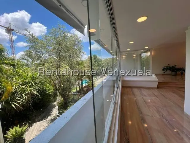Apartamento (1 Nivel) en Venta en Altamira, Distrito Metropolitano - 2