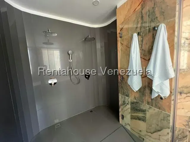 Apartamento (1 Nivel) en Venta en Altamira, Distrito Metropolitano - 20