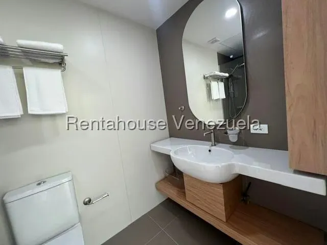Apartamento (1 Nivel) en Venta en Altamira, Distrito Metropolitano - 24