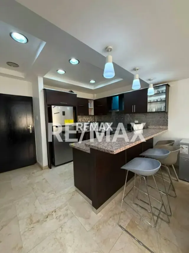 Apartamento en Edif. La Esmeralda - 4