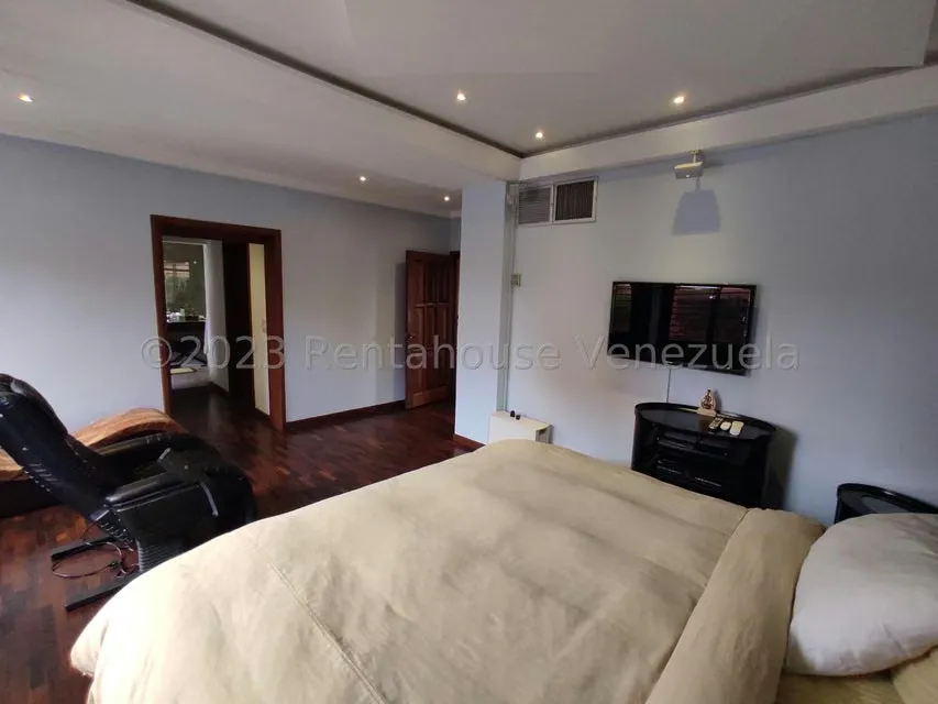 Casa (Multipes Niveles) en Venta en Colinas del Tamanaco, Distrito Metropolitano - 40