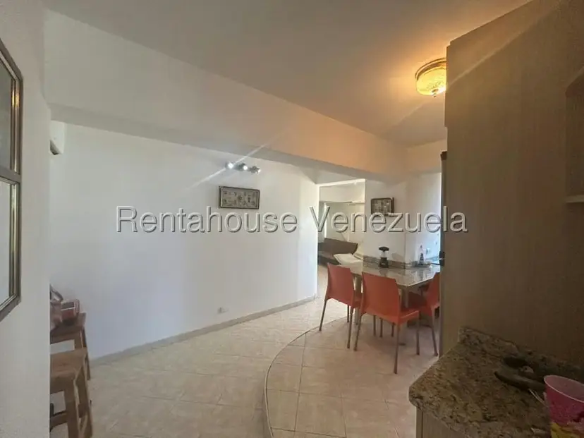 Apartamento (1 Nivel) en Venta en Carenero, Miranda