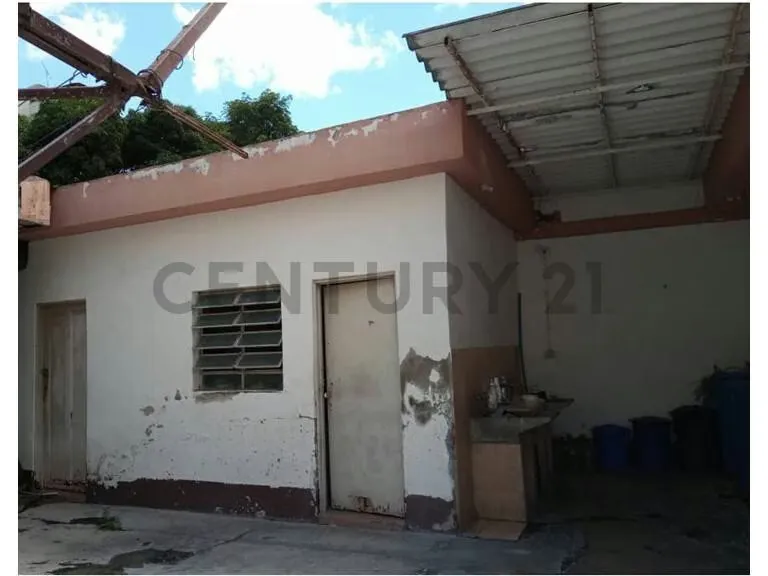 Casa Antigua en Venta. El Paraiso. Am - 6
