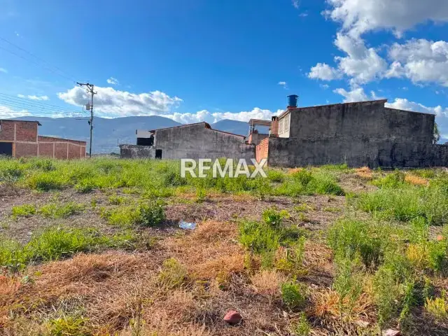 Venta lote de terreno Ubicado en altos de Paramillo