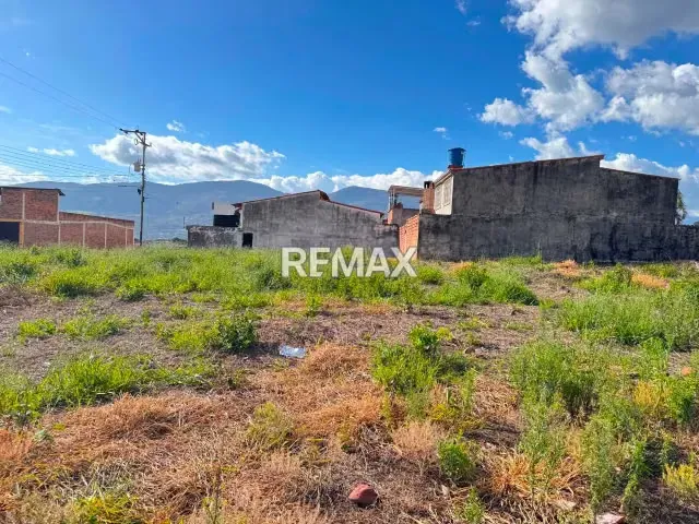 Venta lote de terreno Ubicado en altos de Paramillo