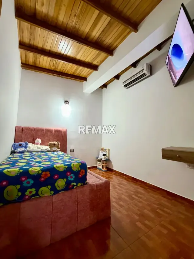 VENTA CASA MODERNA EN LAS TINAJITAS PALO GORDO - 5