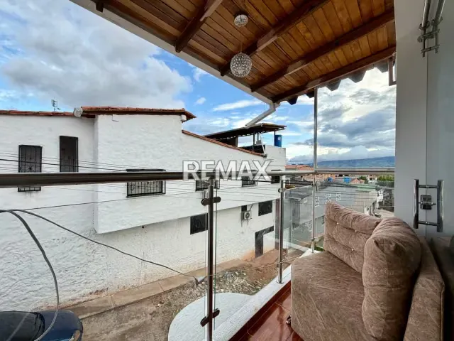 VENTA CASA MODERNA EN LAS TINAJITAS PALO GORDO - 9