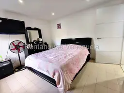 View 25