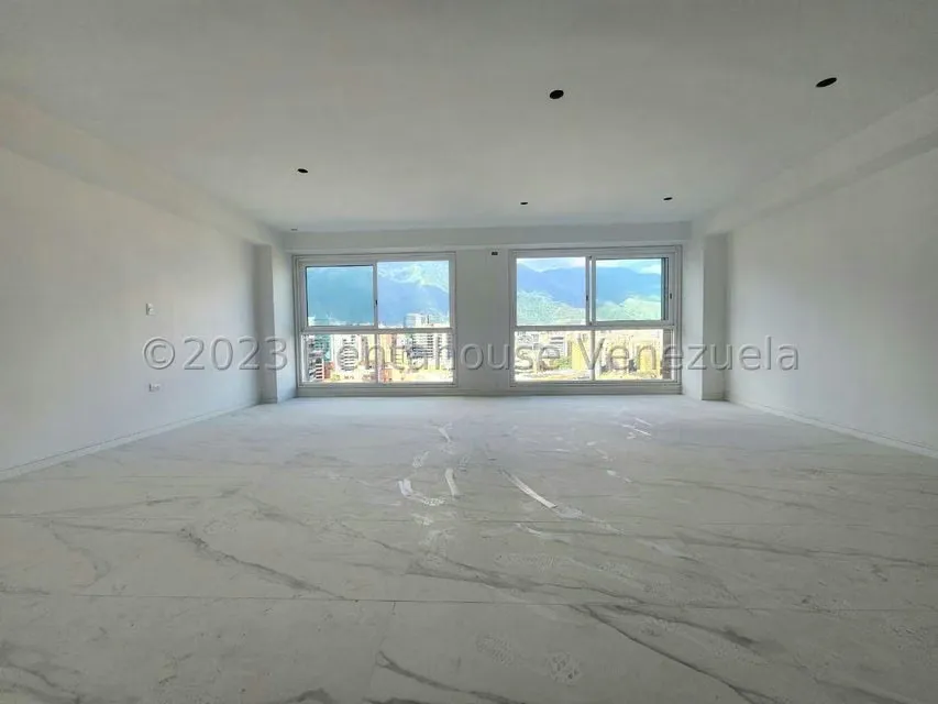 Apartamento (1 Nivel) en Venta en Las Mercedes, Distrito Metropolitano - 2