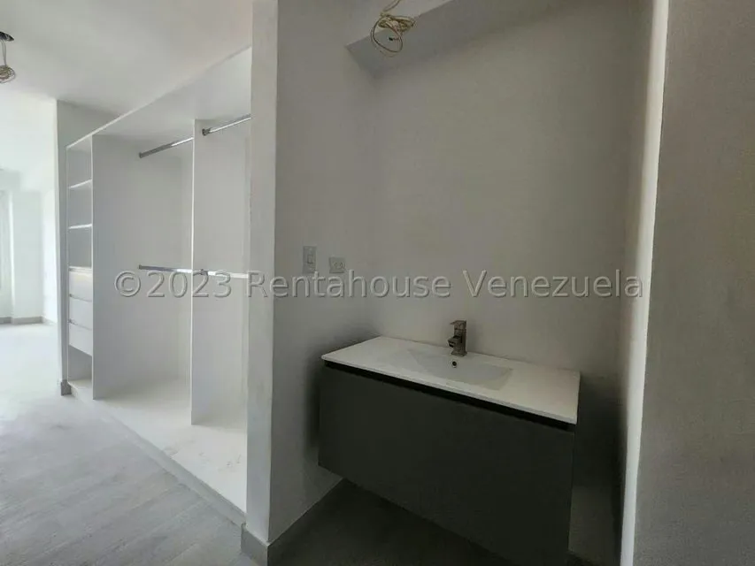 Apartamento (1 Nivel) en Venta en Las Mercedes, Distrito Metropolitano - 10