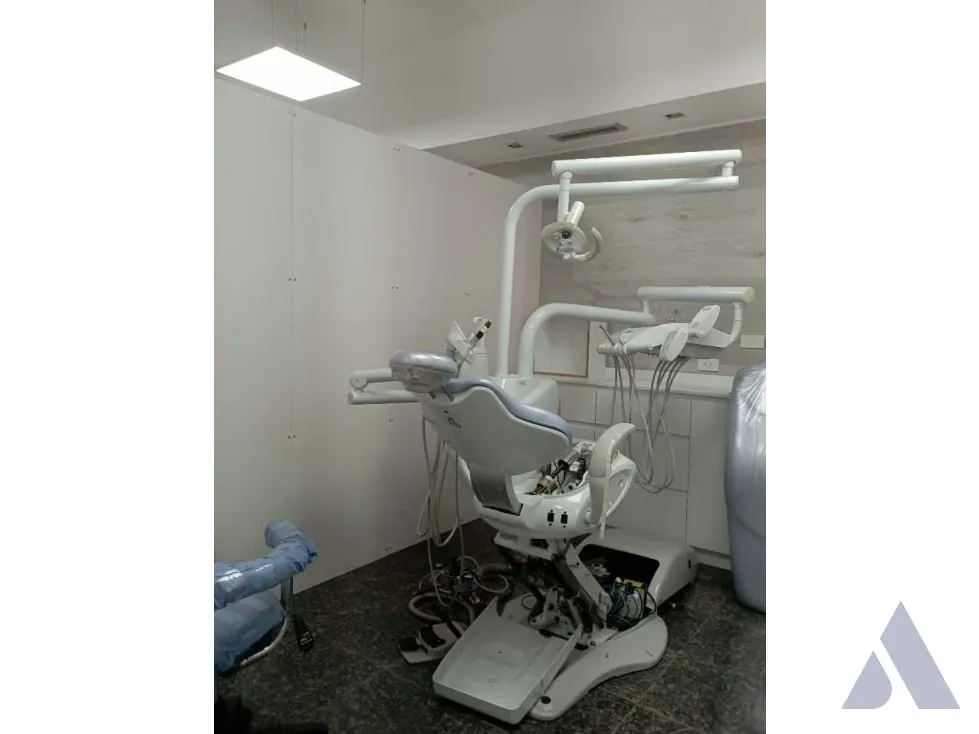 Vendo consultorio Médico Odontológico 53m2 / San Bernardino 0140 - 8