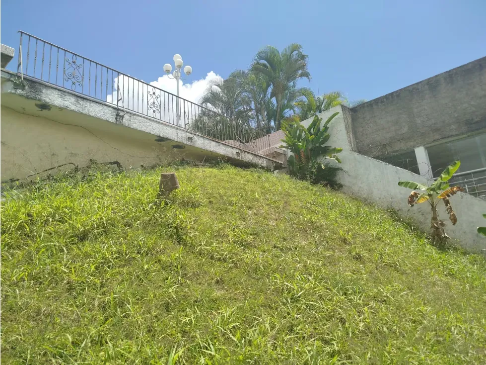Amplia Y Hermosa Casa En Venta En Prados Del Este 619mts/3h+s/5b+s/6pe - 19