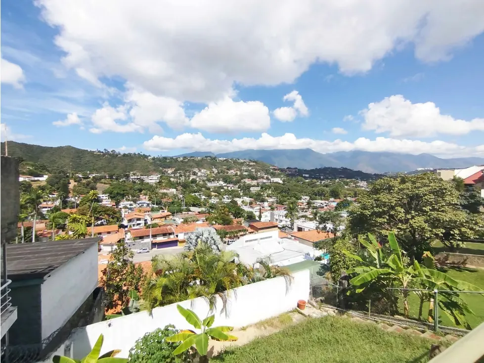 Amplia Y Hermosa Casa En Venta En Prados Del Este 619mts/3h+s/5b+s/6pe - 7