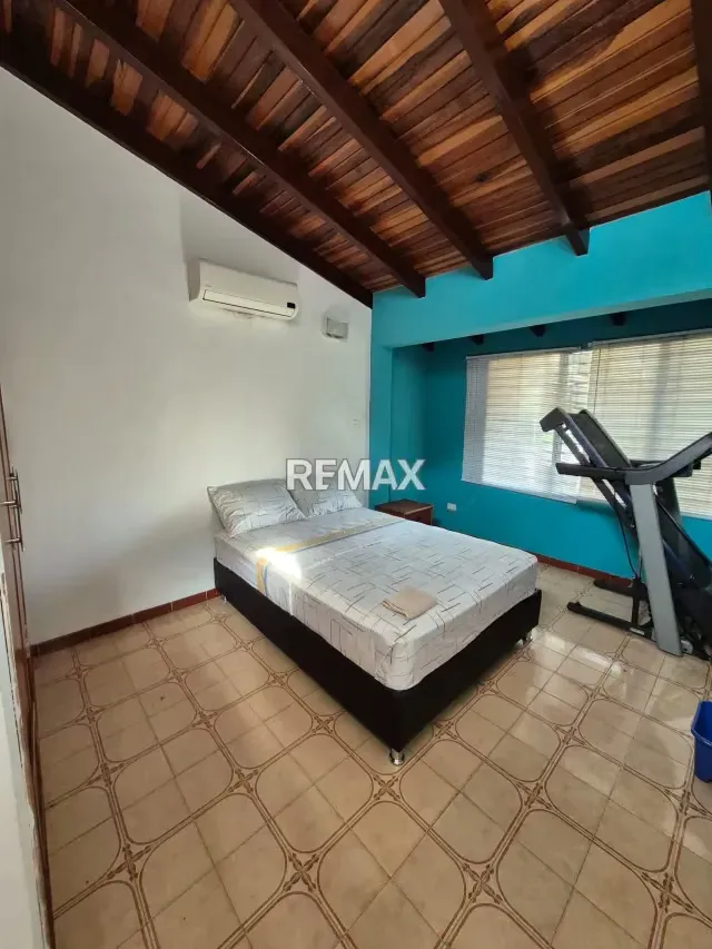 CASA DOBLE PROPÓSITO EN VENTA - 4