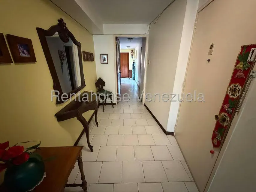 Apartamento (1 Nivel) en Venta en Chuao, Distrito Metropolitano - 13