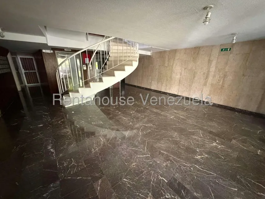 Apartamento (1 Nivel) en Venta en Chuao, Distrito Metropolitano - 26