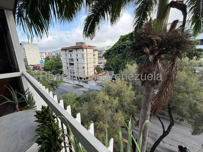 Apartamento (1 Nivel) en Venta en Chuao, Distrito Metropolitano - 6