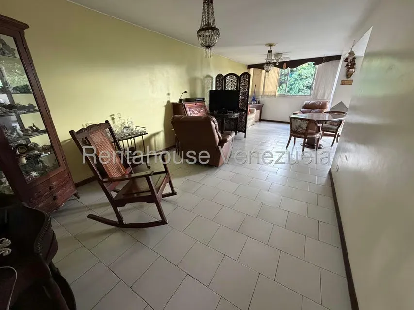 Apartamento (1 Nivel) en Venta en Chuao, Distrito Metropolitano - 9
