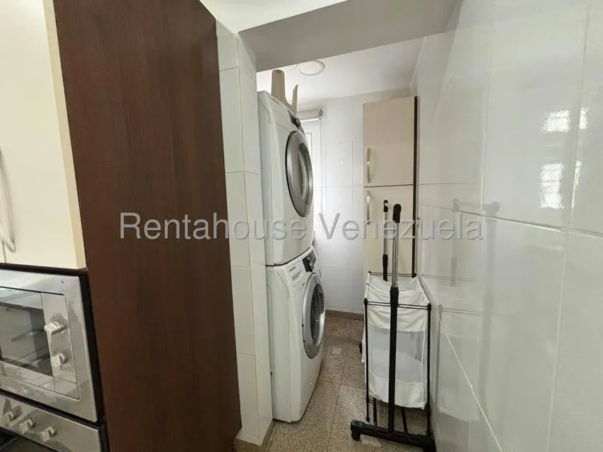 Apartamento (1 Nivel) en Alquiler en Bello Monte, Distrito Metropolitano - 10