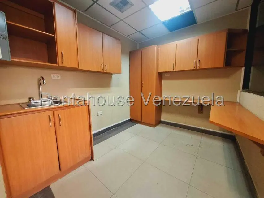 Comercial (Local Comercial) en Alquiler en Nueva Barcelona, Anzoategui - 9