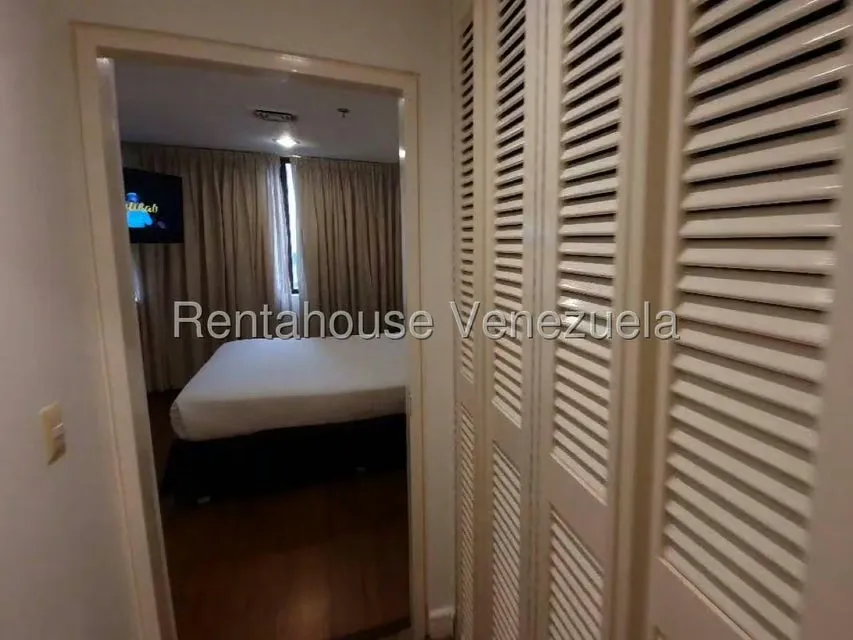 Apartamento (1 Nivel) en Alquiler en Chuao, Distrito Metropolitano - 6