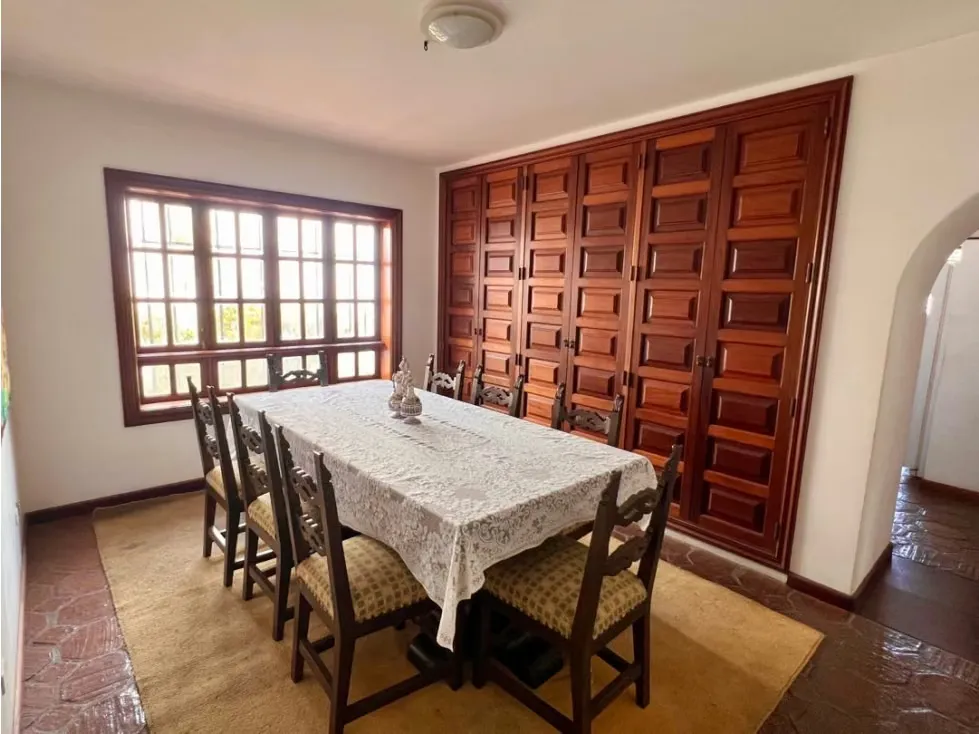 En Venta Casa en calle cerrada Alto Hatillo 4.000m2. Caracas - 15