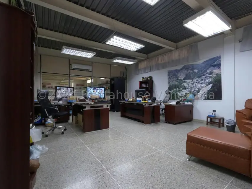 Comercial (Edificio) en Venta en Centro, Lara - 13