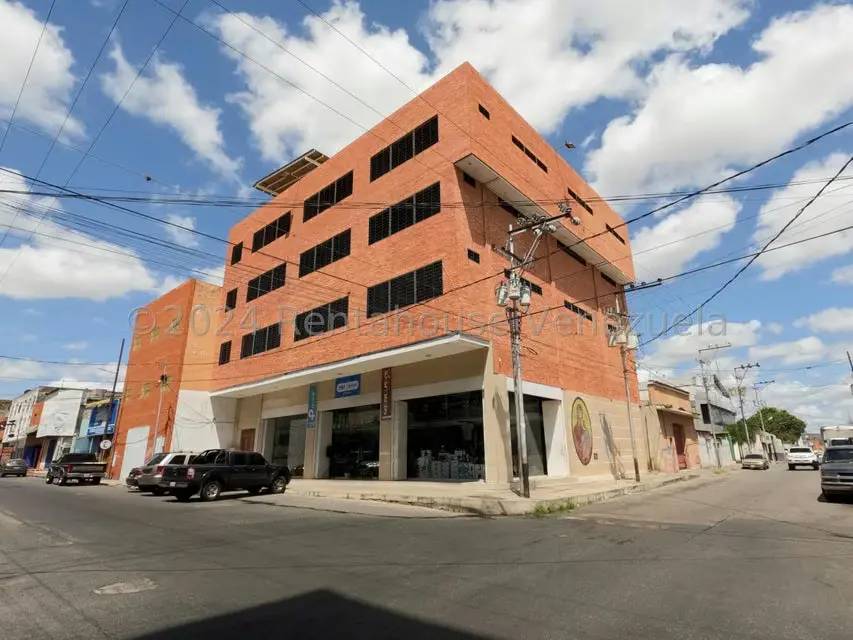 Comercial (Edificio) en Venta en Centro, Lara - 20