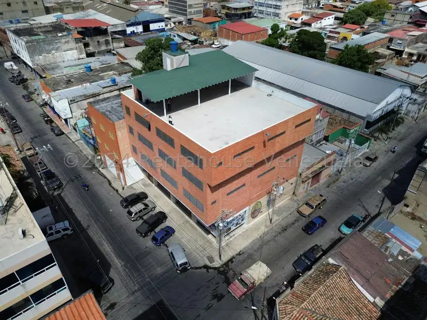 Comercial (Edificio) en Venta en Centro, Lara - 30
