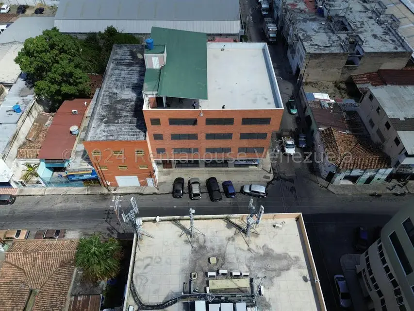 Comercial (Edificio) en Venta en Centro, Lara - 32