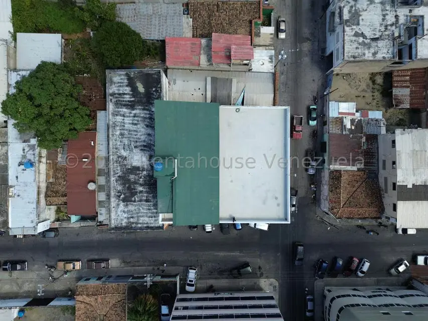 Comercial (Edificio) en Venta en Centro, Lara - 33