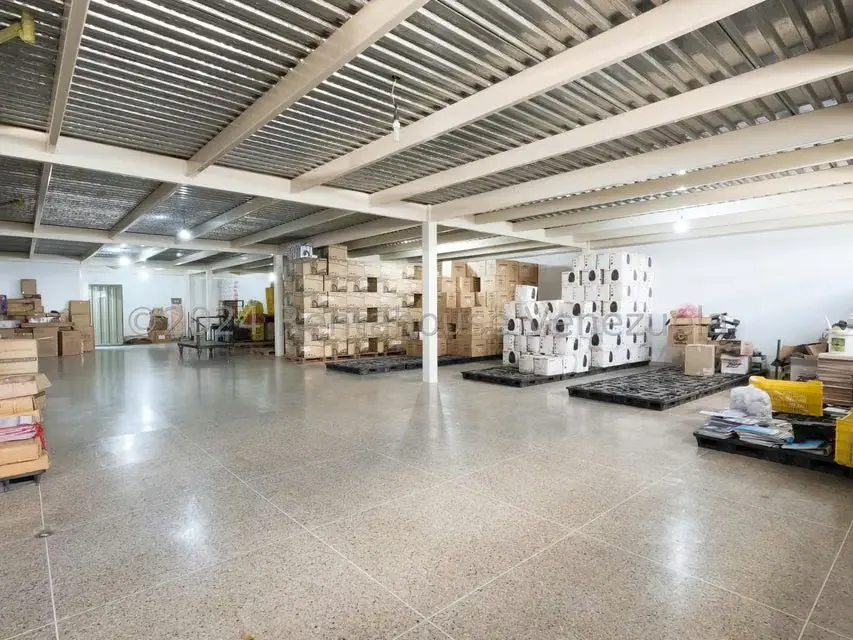 Comercial (Edificio) en Venta en Centro, Lara - 7