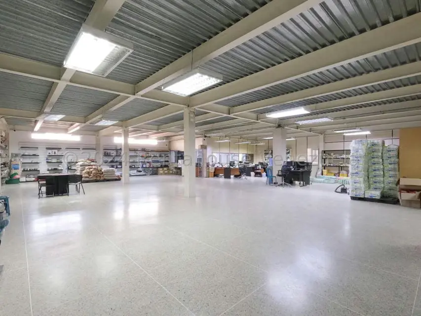 Comercial (Edificio) en Venta en Centro, Lara - 8