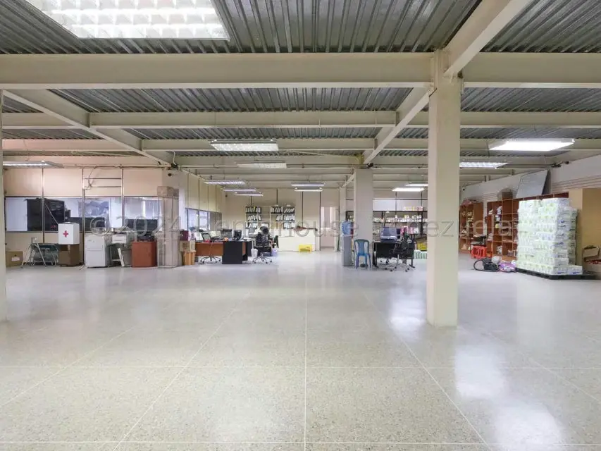 Comercial (Edificio) en Venta en Centro, Lara - 9
