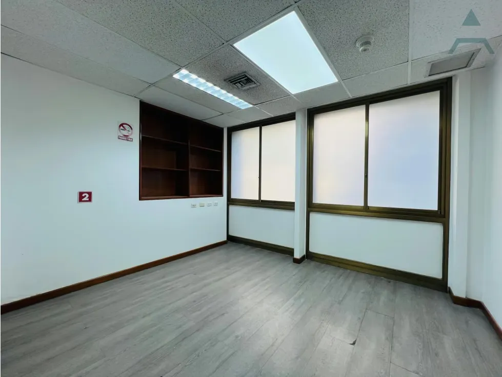 Se alquila Oficina 120m² Chuao - 3